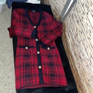 Sweater dress size M worn once excellent condition
